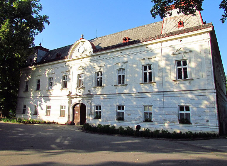 Zámek Tavíkovice, Czech Republic (Czechia)